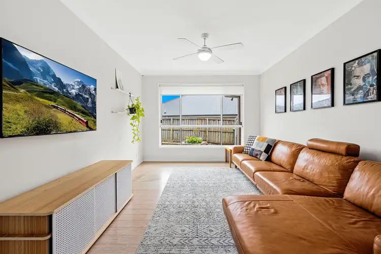 Second view of Homely house listing, 5 Wingello Crescent, Tullimbar NSW 2527