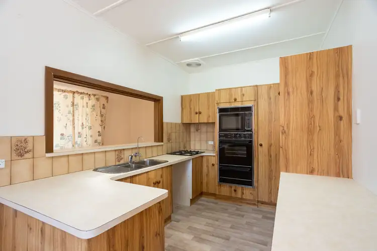 Sixth view of Homely house listing, 4 Mortimer Road, Berri SA 5343