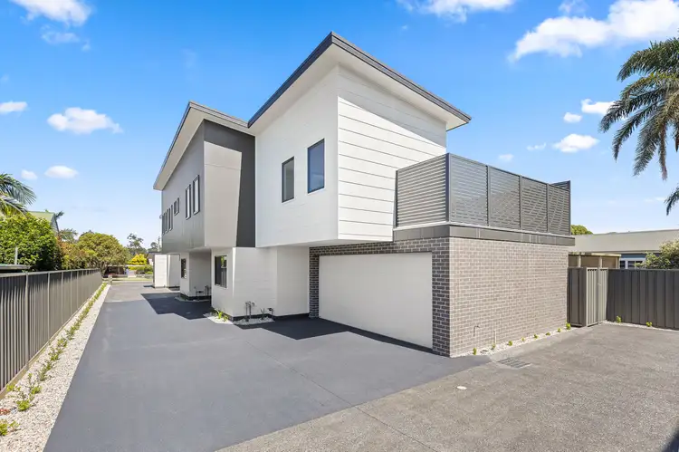 Main view of Homely house listing, 3/20 The Boulevarde, Oak Flats NSW 2529