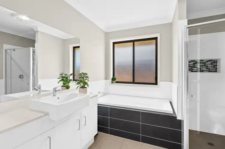 Sixth view of Homely house listing, 28 Wingello Crescent, Tullimbar NSW 2527