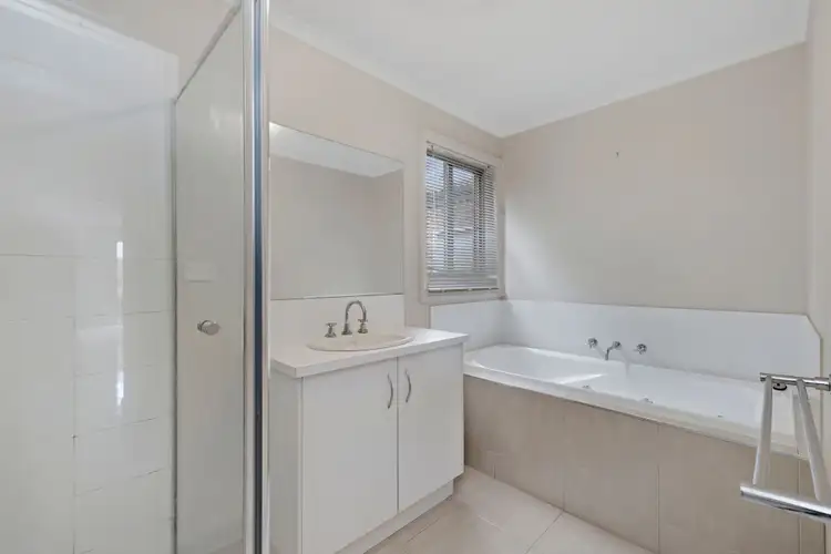 Sixth view of Homely house listing, 8 Cole Close, Warrnambool VIC 3280