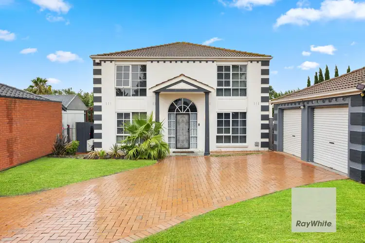 Main view of Homely house listing, 3 Grandview Crescent, Hillside VIC 3037