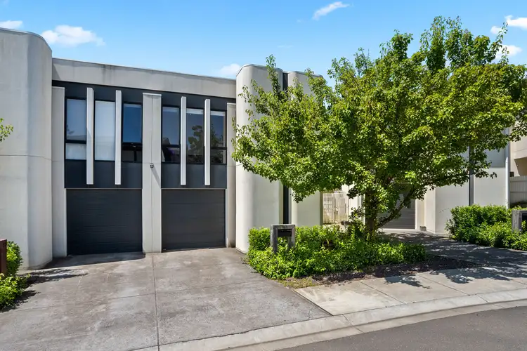 27 Edinburgh Circuit, Bundoora VIC 3083