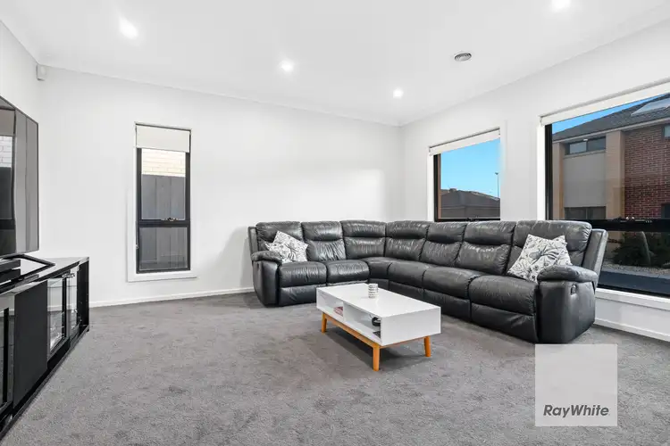 Second view of Homely house listing, 31 Eloura Circuit, Taylors Hill VIC 3037