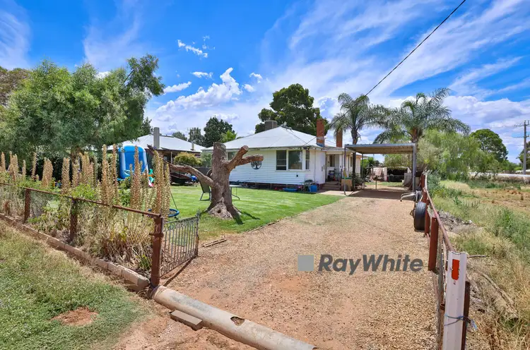 679 Woomera Avenue, Red Cliffs VIC 3496
