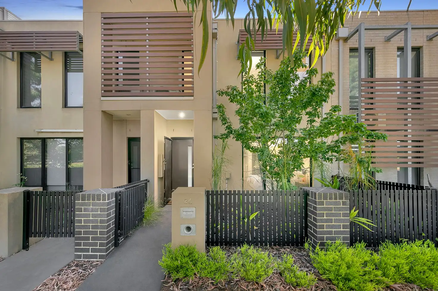 Main view of Homely townhouse listing, 24 Grenville Walk, Lalor VIC 3075