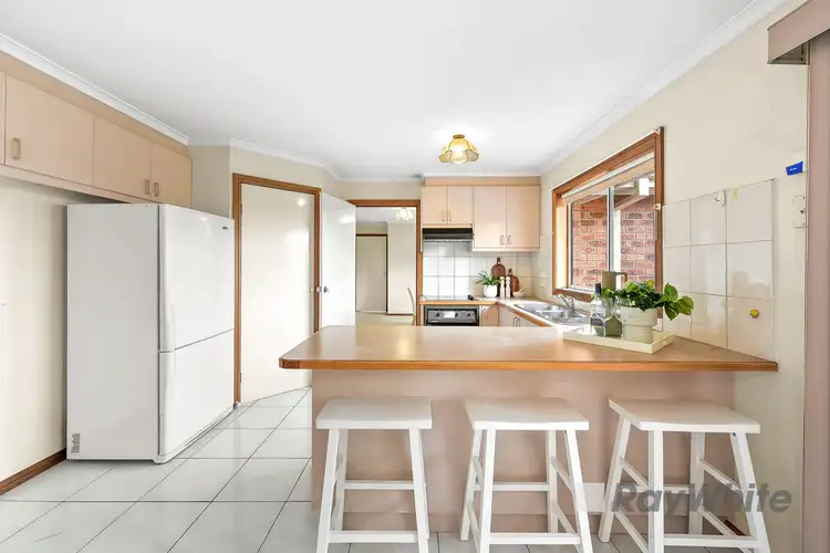 Fifth view of Homely house listing, 9 Bramwell Close, Endeavour Hills VIC 3802