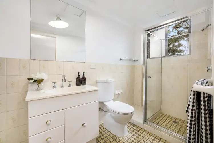Fifth view of Homely apartment listing, 8/5 Robert Street, Artarmon NSW 2064