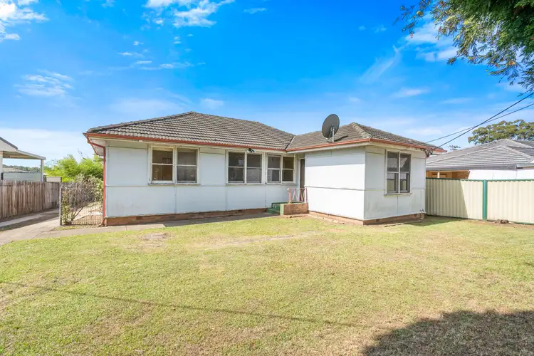 20 STEVENAGE Road, Canley Heights NSW 2166