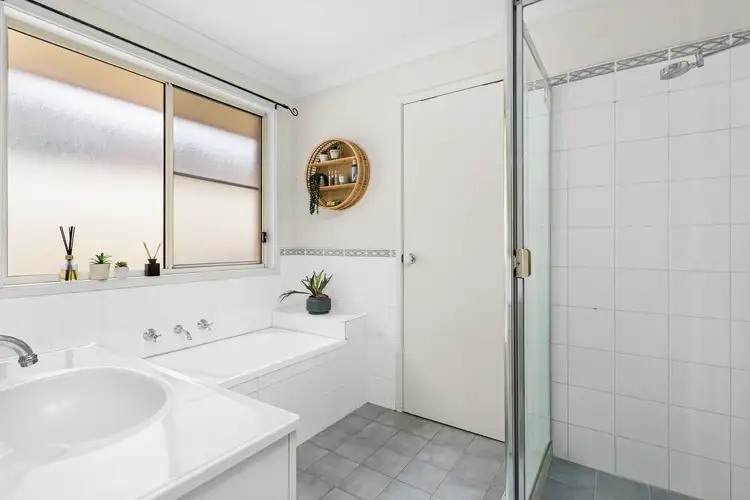 Sixth view of Homely house listing, 8 Stubbs Road, Albion Park NSW 2527