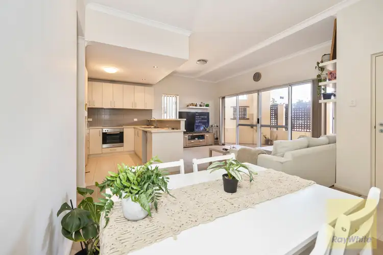 15/10 Pavonia Link, Clarkson WA 6030