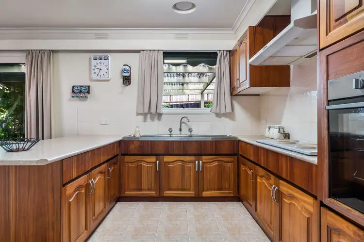 Fourth view of Homely house listing, 2 Mimosa Court, Croydon South VIC 3136