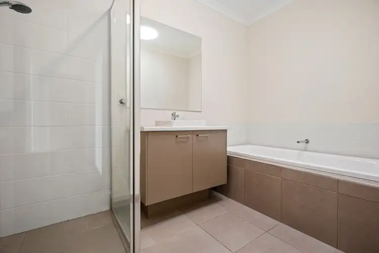 Sixth view of Homely house listing, 9 Yallaroo Chase, Werribee VIC 3030