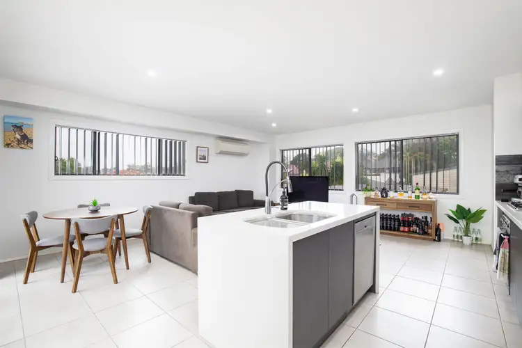 Second view of Homely unit listing, 6/10 High Street, Waratah NSW 2298