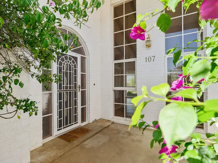 107 Underbank Boulevard, Bacchus Marsh VIC 3340