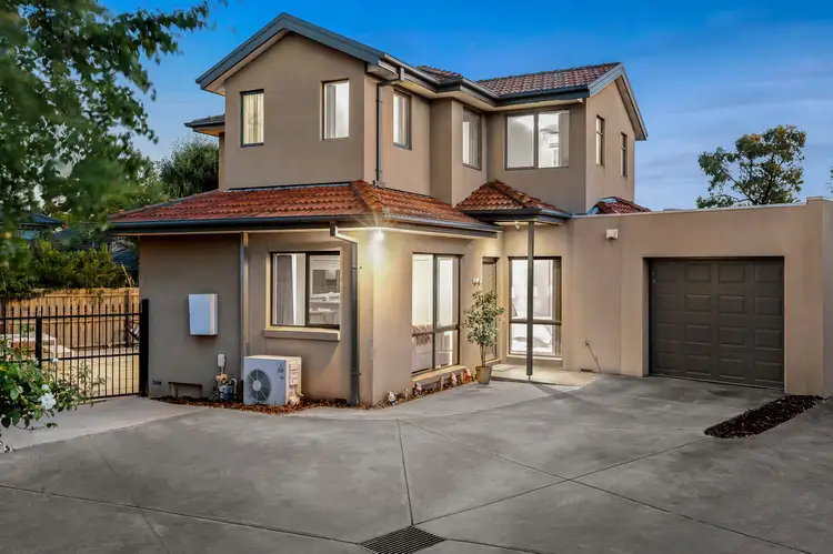 2/5 Dobell Court, Mulgrave VIC 3170