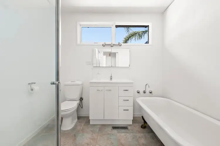 Fifth view of Homely house listing, 4 Fleetwood Crescent, Frankston South VIC 3199