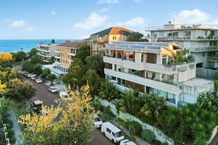 Fifth view of Homely apartment listing, 3/8 Francis Street, Bondi Beach NSW 2026