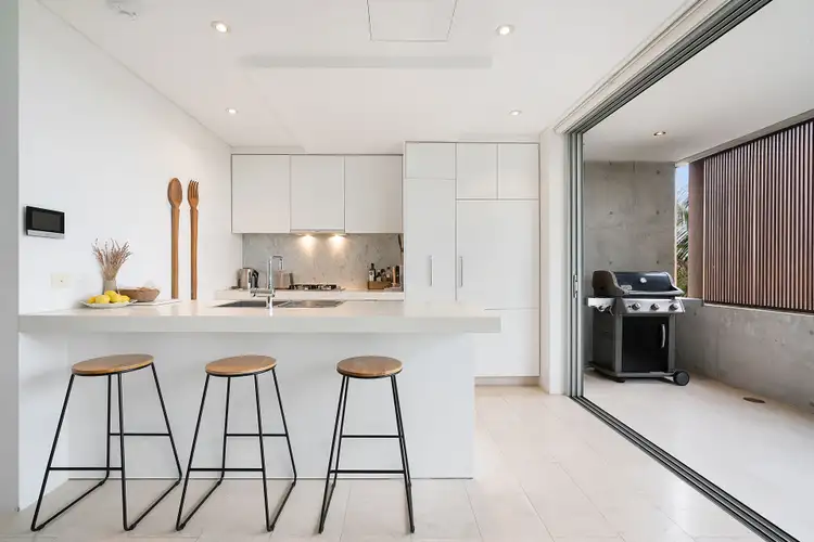 Sixth view of Homely apartment listing, 3/8 Francis Street, Bondi Beach NSW 2026