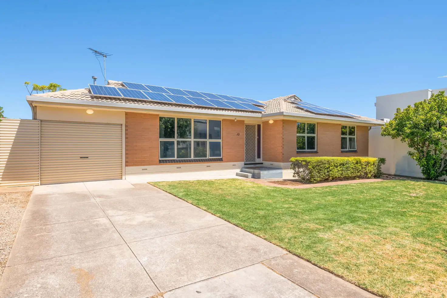 Main view of Homely house listing, 10 Hinton Street, Port Noarlunga SA 5167