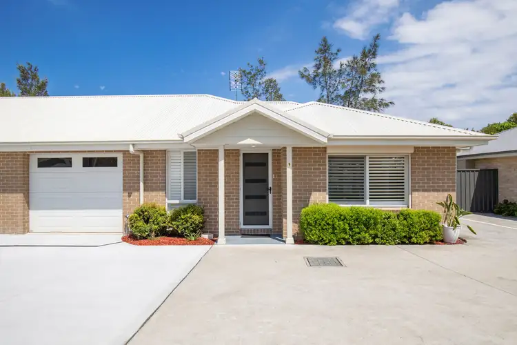 Main view of Homely villa listing, 9/34 Kariboo Lane, Mount Hutton NSW 2290