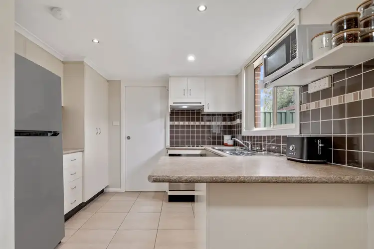 Sixth view of Homely house listing, 2/6 Wickfield Circuit, Ambarvale NSW 2560
