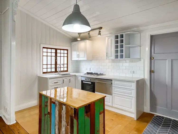 Fifth view of Homely house listing, 2 Glen Street, Highgate Hill QLD 4101