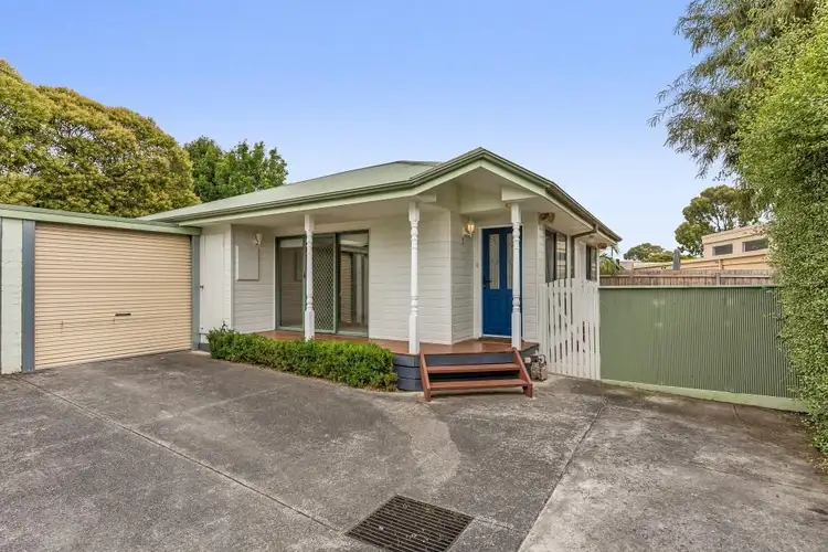 2/30 Winchester Road