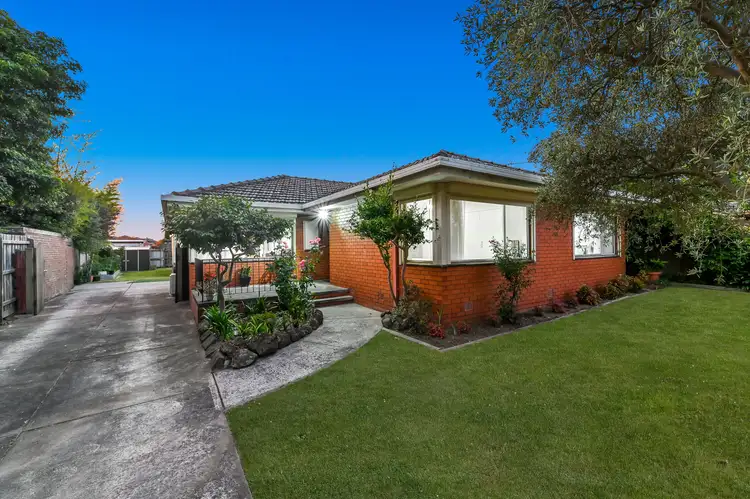 7 Gregory Crescent, Mulgrave VIC 3170