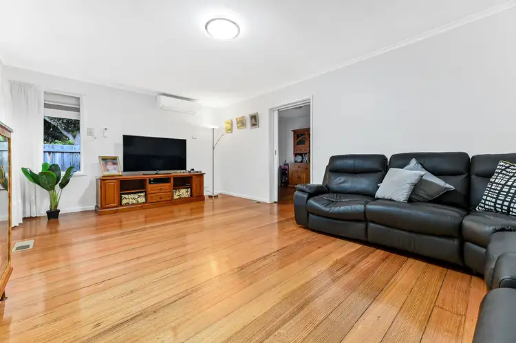 Second view of Homely house listing, 7 Gregory Crescent, Mulgrave VIC 3170
