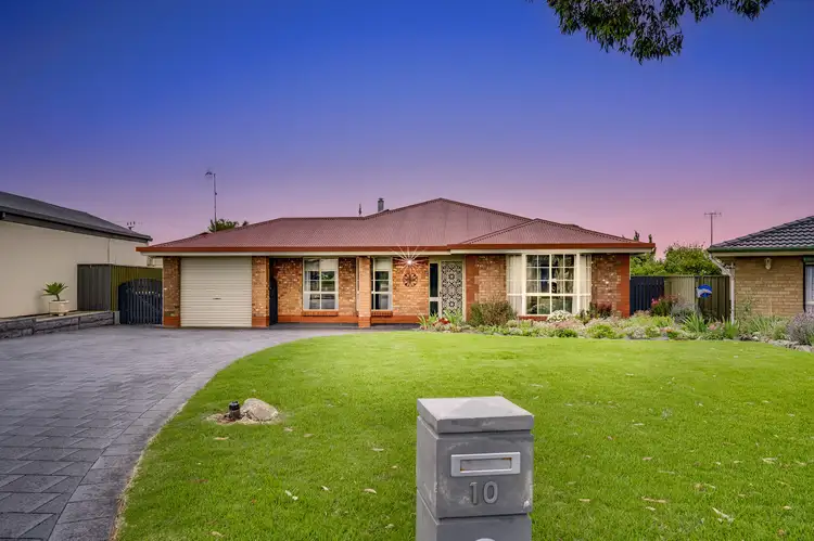 Second view of Homely house listing, 10 Glen Court, Goolwa Beach SA 5214