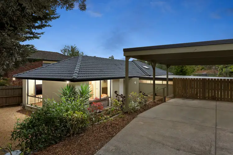 4 Chantilly Court, Frankston VIC 3199