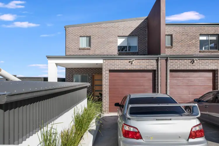 2/2 Curtin Place, Condell Park NSW 2200
