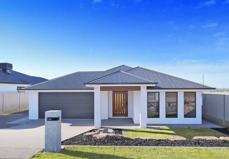 Main view of Homely house listing, 39 Gasnier Loop, Boorooma NSW 2650