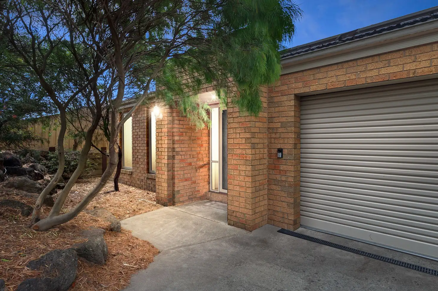 Main view of Homely house listing, 18 Oakwood Drive, Carrum Downs VIC 3201