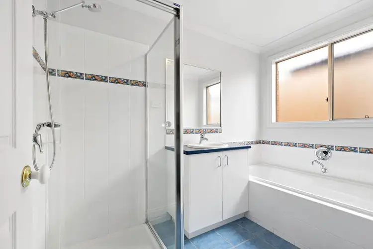 Sixth view of Homely house listing, 18 Oakwood Drive, Carrum Downs VIC 3201