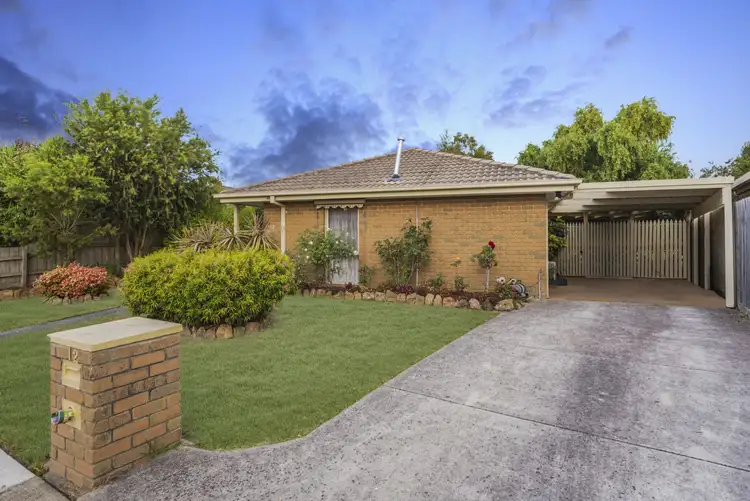 12 Willunga Court, Berwick VIC 3806