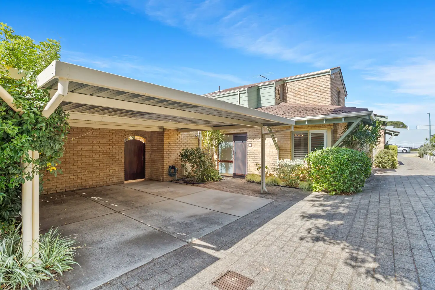 Main view of Homely townhouse listing, 2/33 Baird Avenue, Nedlands WA 6009