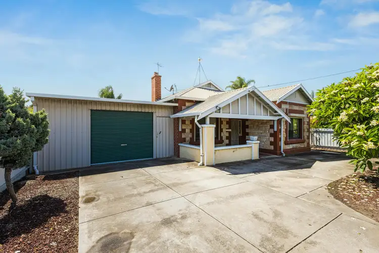 305 Tapleys Hill Road, Seaton SA 5023