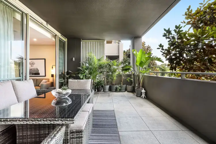 310/28 Ebsworth Street