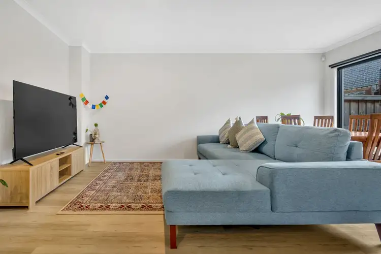 Fourth view of Homely townhouse listing, 7 Hanover Way, Mickleham VIC 3064