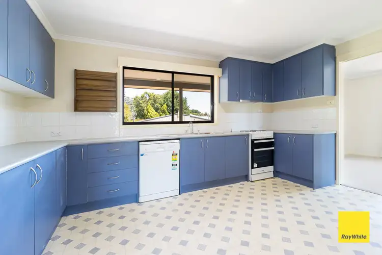 Sixth view of Homely house listing, 32 Hyland Drive, Bungendore NSW 2621
