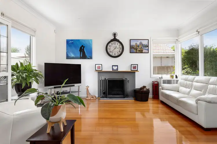 Second view of Homely unit listing, 1/27 Simmonds Street, Hughesdale VIC 3166