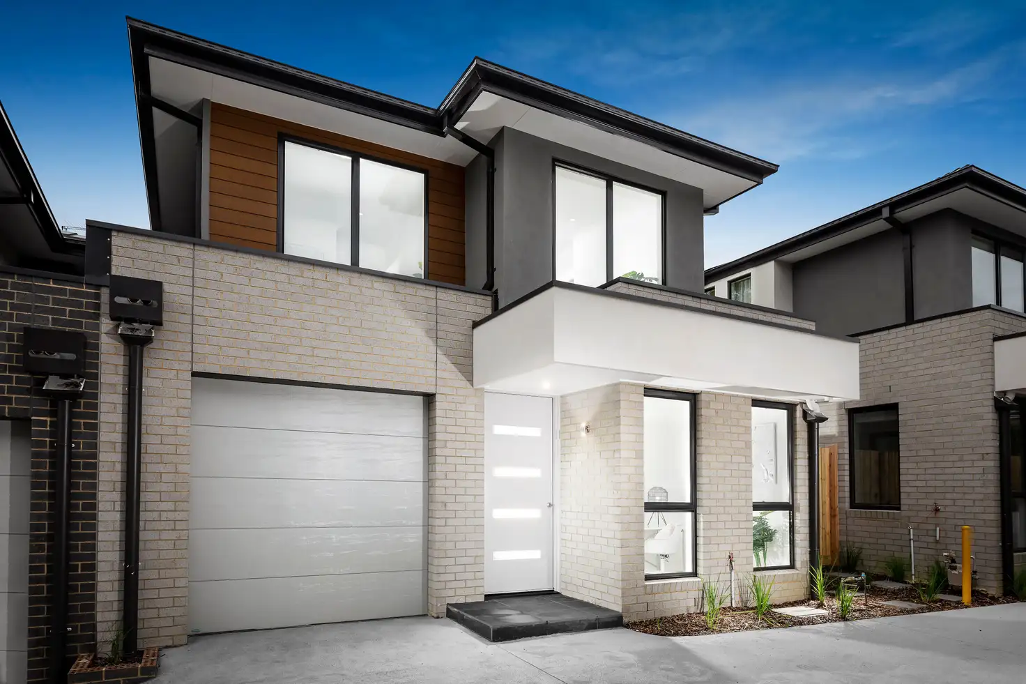 Main view of Homely townhouse listing, 2/29 Westham Crescent, Bayswater VIC 3153