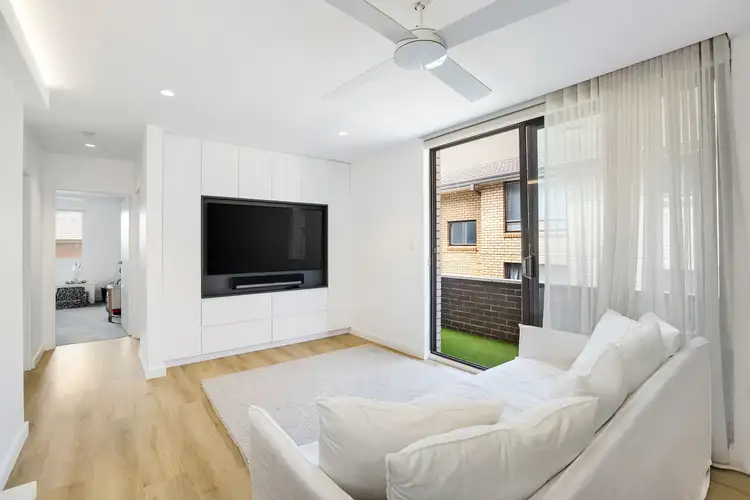 Third view of Homely apartment listing, 4/18 Coogee Bay Road, Randwick NSW 2031