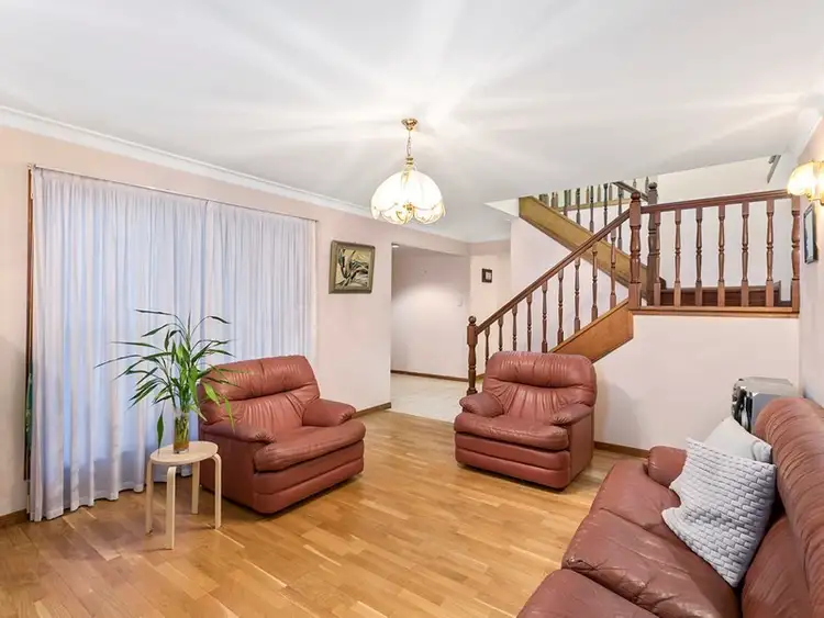 Fourth view of Homely house listing, 7 Consuelo Court, Carindale QLD 4152