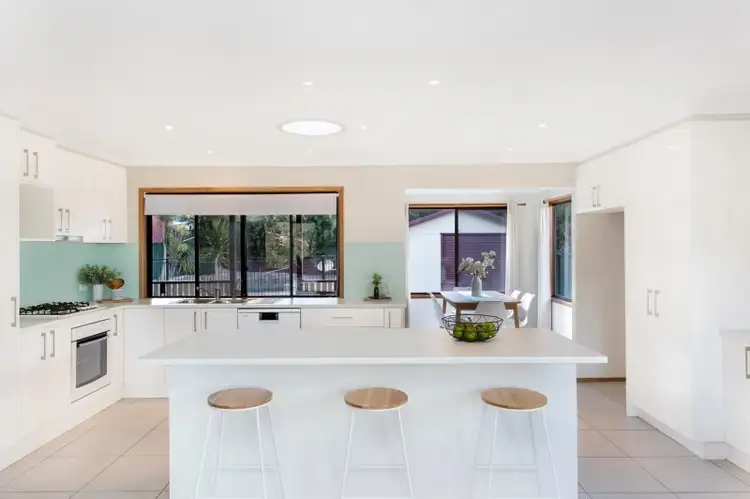 Fifth view of Homely house listing, 9 Shannon Parade, Berkeley Vale NSW 2261