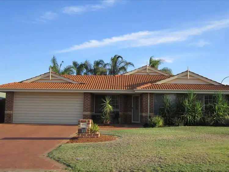 2 Snow Wood Avenue, Ellenbrook WA 6069
