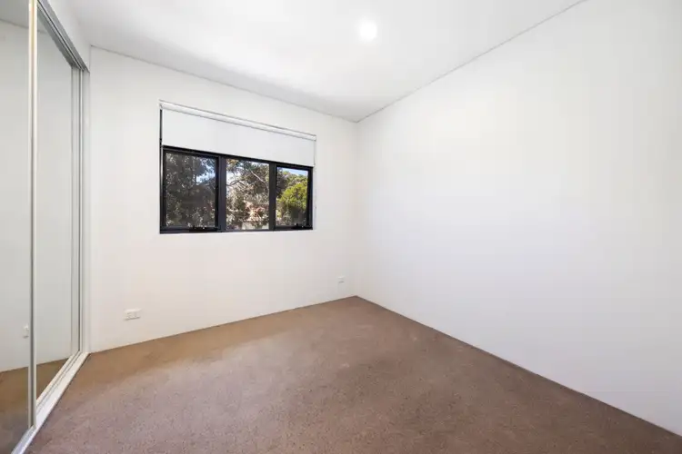 Fifth view of Homely unit listing, 215/98 Payten Avenue, Roselands NSW 2196