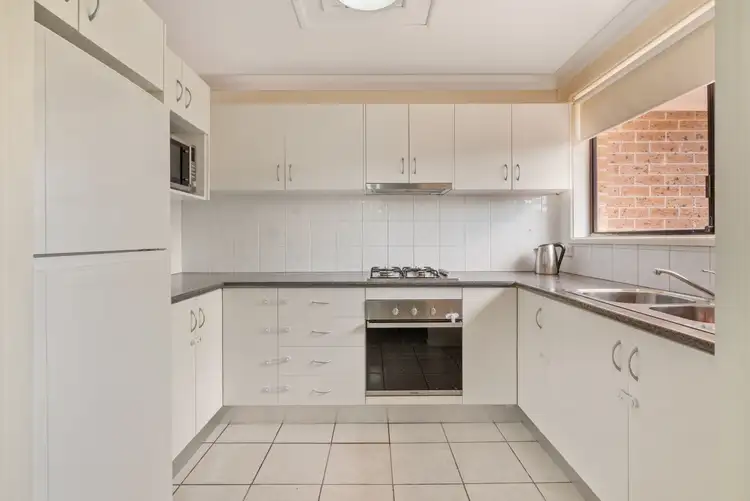 Fifth view of Homely villa listing, 6/196-200 Harrow Road, Glenfield NSW 2167
